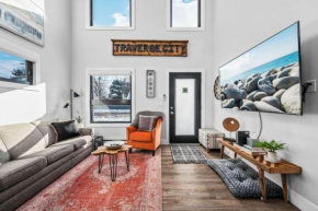 Stella Boona Loft Traverse close to Trail and beach